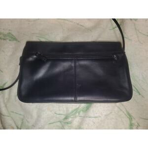Vintage black leather Cabin Creek handbag